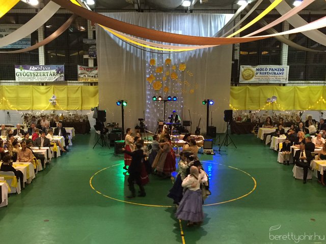 12. Jótékonysági Kórházbál 15